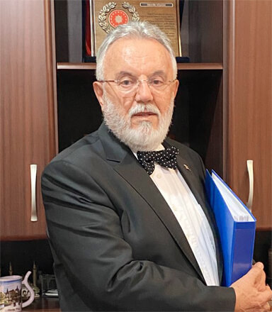 Av. İbrahim Köşdere